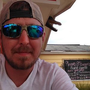 Meet your Posher, Thomas